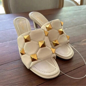 Nappa Quilted Roman Stud 65mm Slide Sandals 35.5 Light Ivory